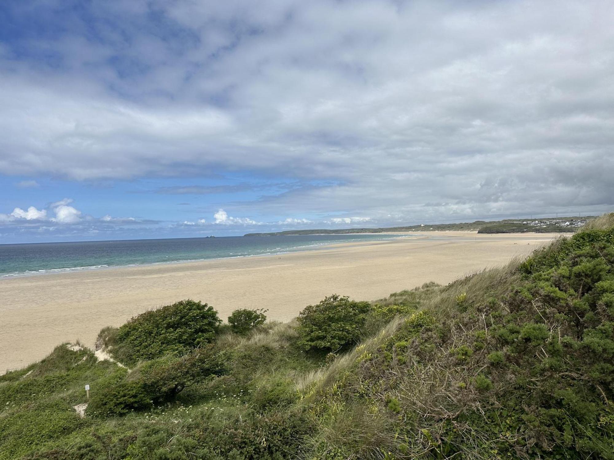 Cozy Coastal Lodge In Hayle Bagian luar foto
