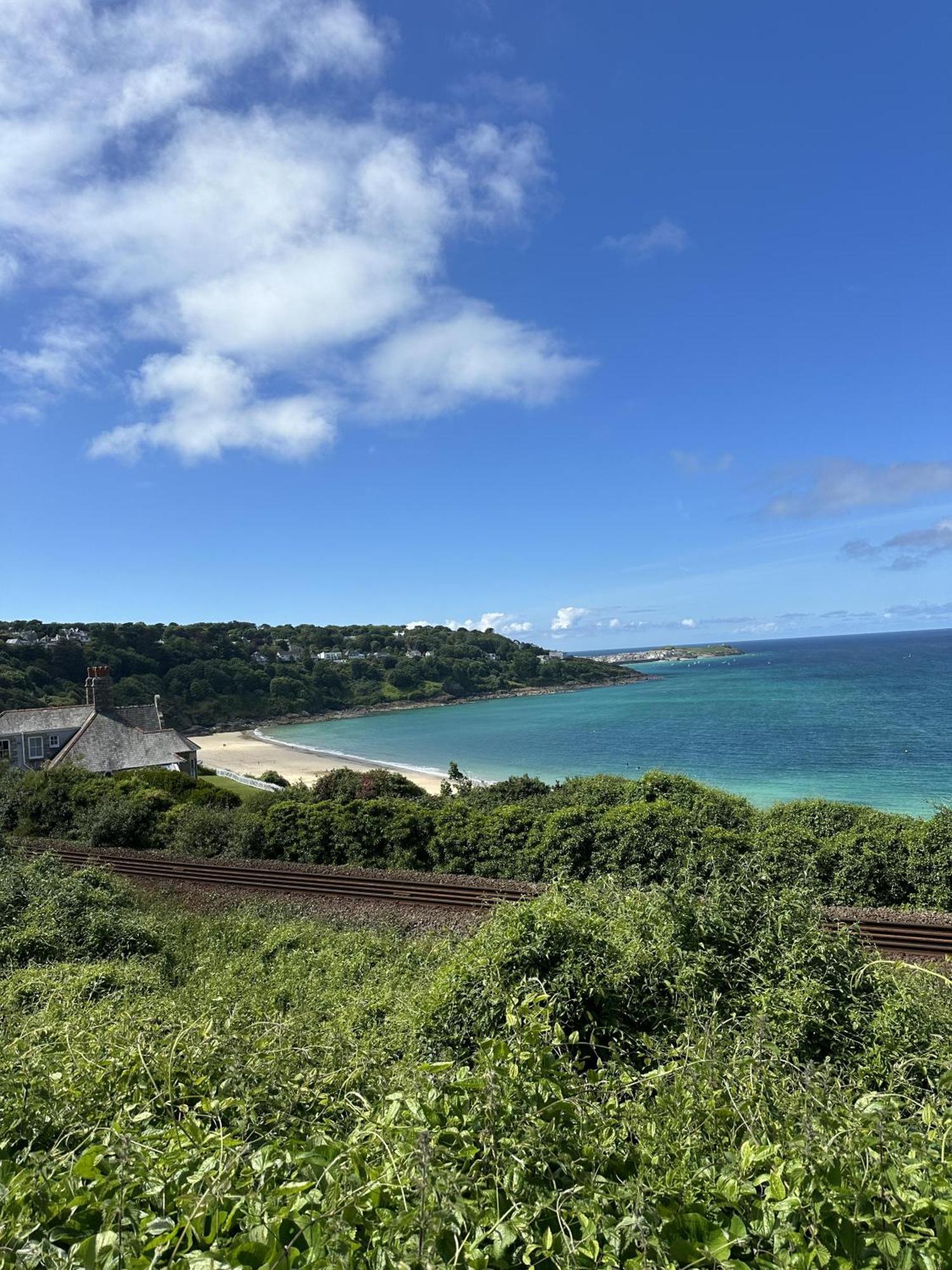 Cozy Coastal Lodge In Hayle Bagian luar foto