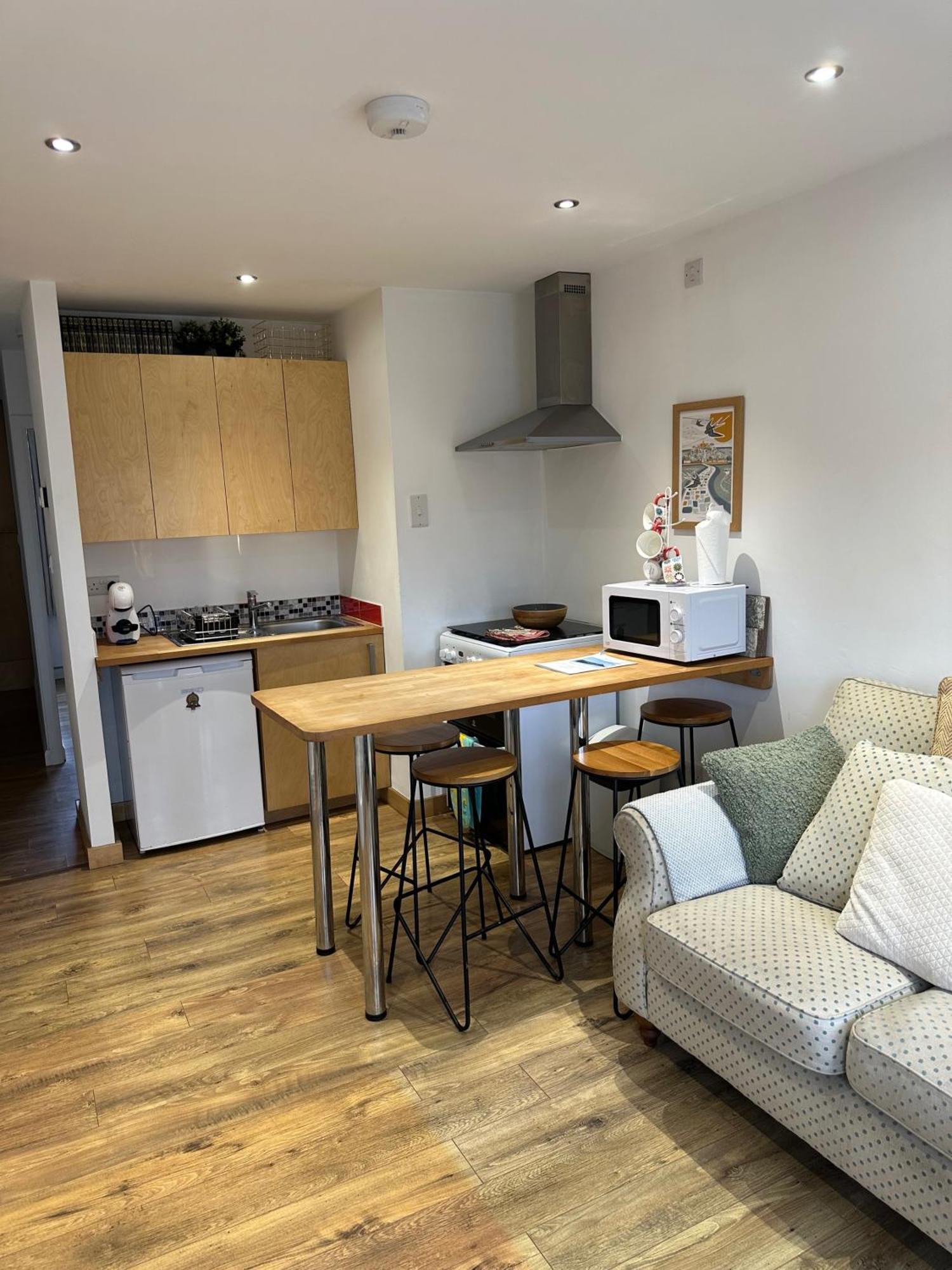 Cozy Coastal Lodge In Hayle Bagian luar foto